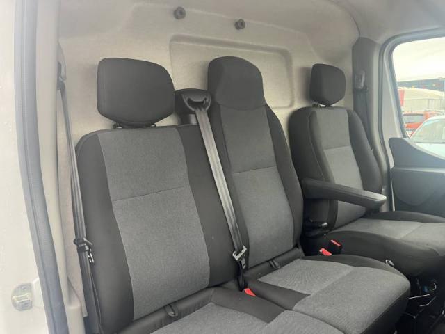 Renault Master image 4