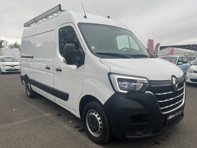 Renault Master image 2
