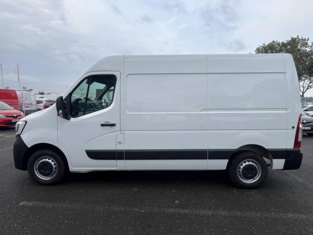 Renault Master image 1