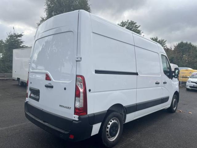 Renault Master image 8