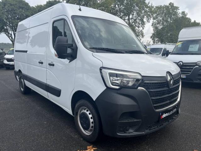 Renault Master image 2