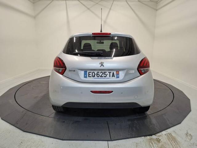 Peugeot 208 image 4