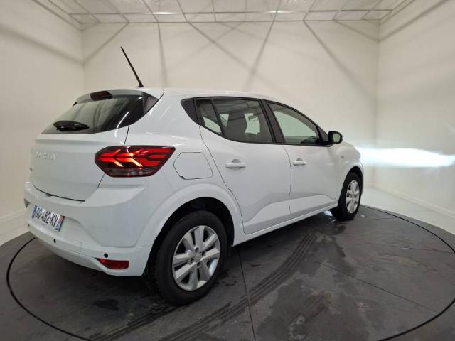 Dacia Sandero image 2