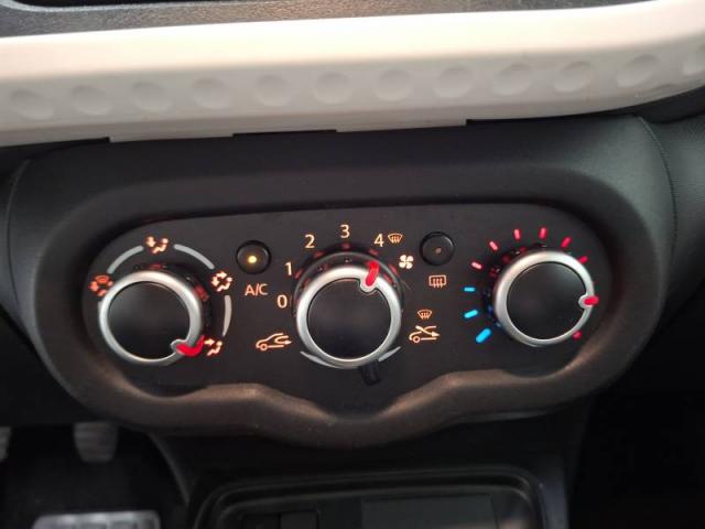 Renault Twingo image 2