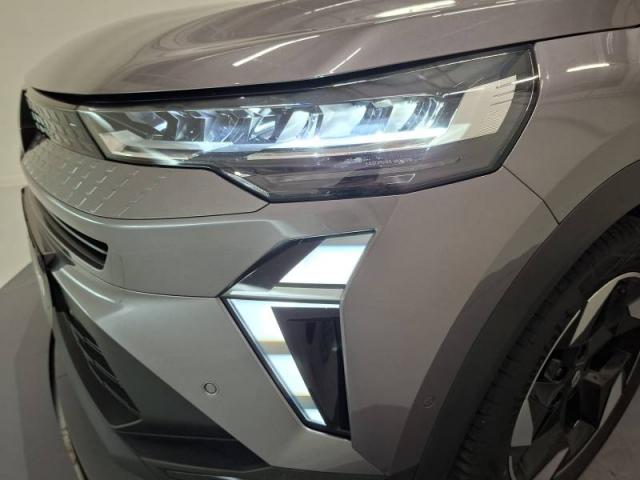 Renault Captur image 9