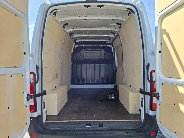 Renault Master image 6