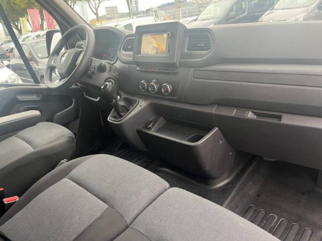 Renault Master image 4