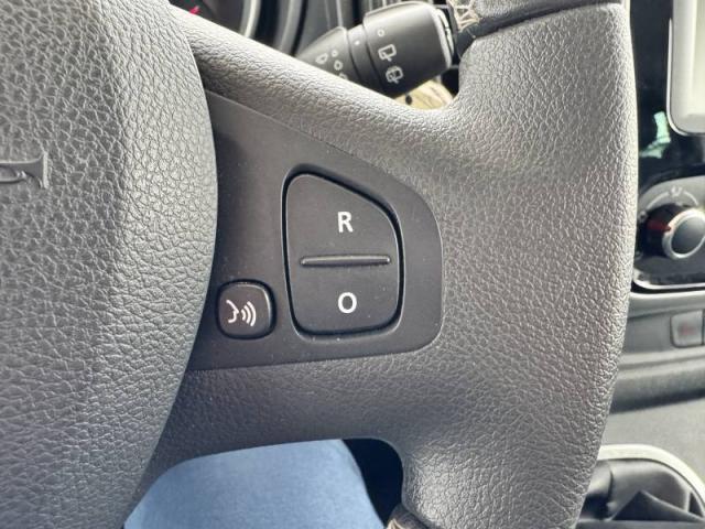 Renault Trafic image 8