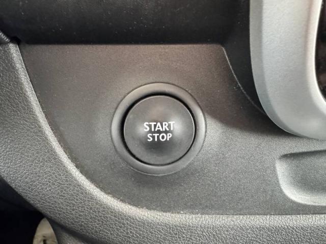 Renault Trafic image 2