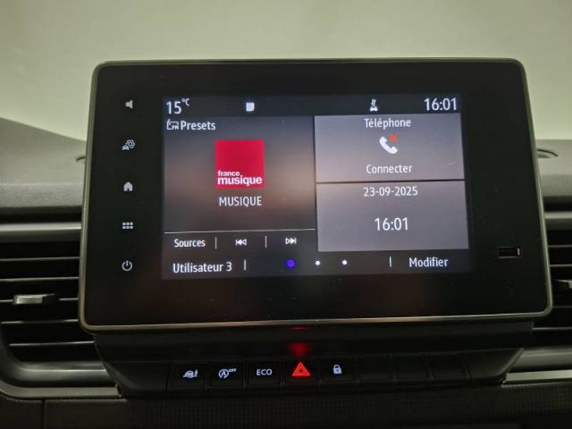 Renault Trafic image 2