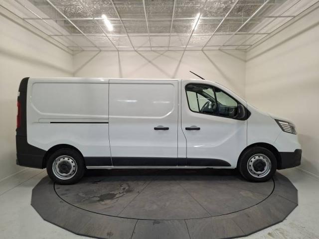 Renault Trafic image 8