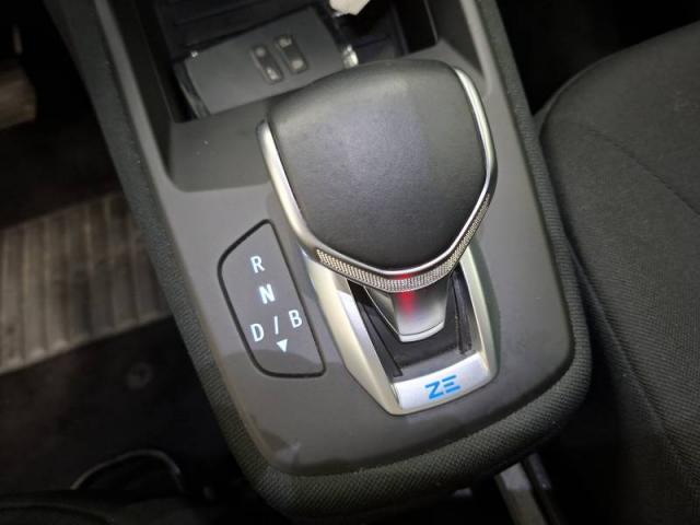 Renault Zoe image 8