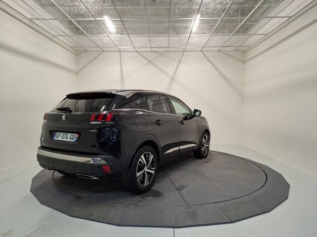 Peugeot 3008 image 2