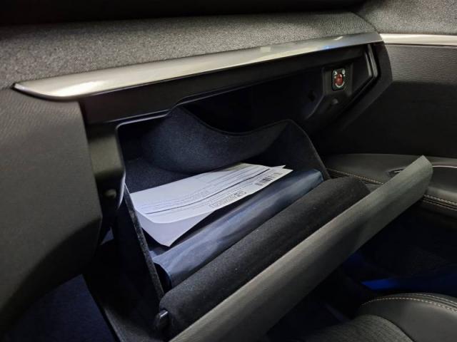 Peugeot 3008 image 3