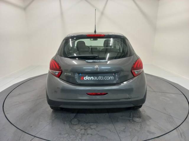 Peugeot 208 image 9