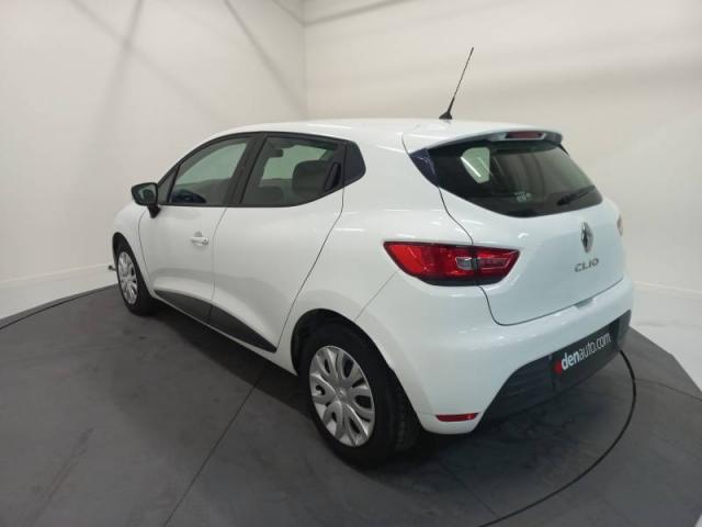 Renault Clio image 9
