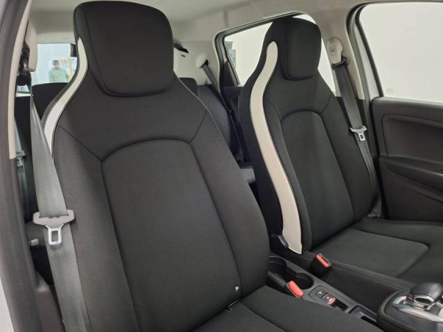 Renault Zoe image 8