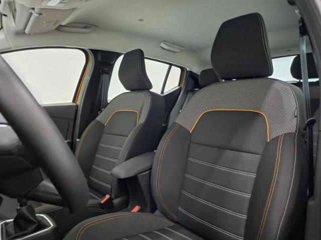 Dacia Sandero image 2