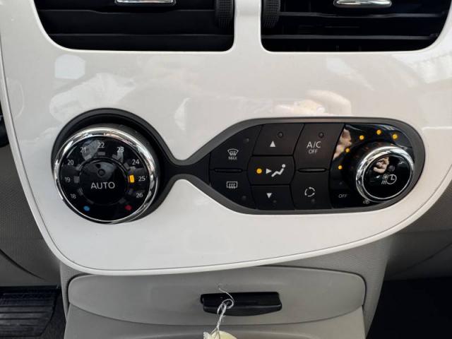 Renault Zoe image 1