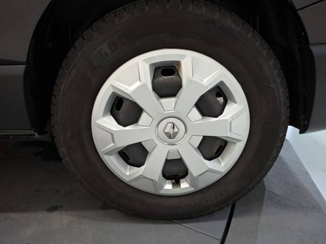 Renault Trafic image 8