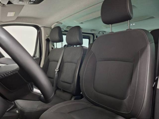 Renault Trafic image 7