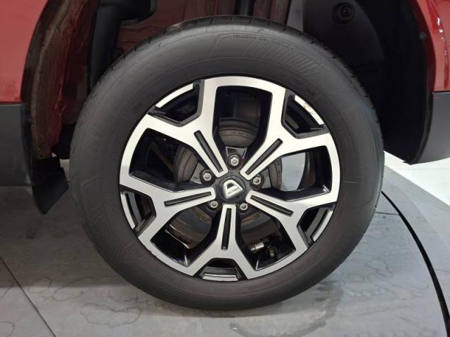 Dacia Duster image 5