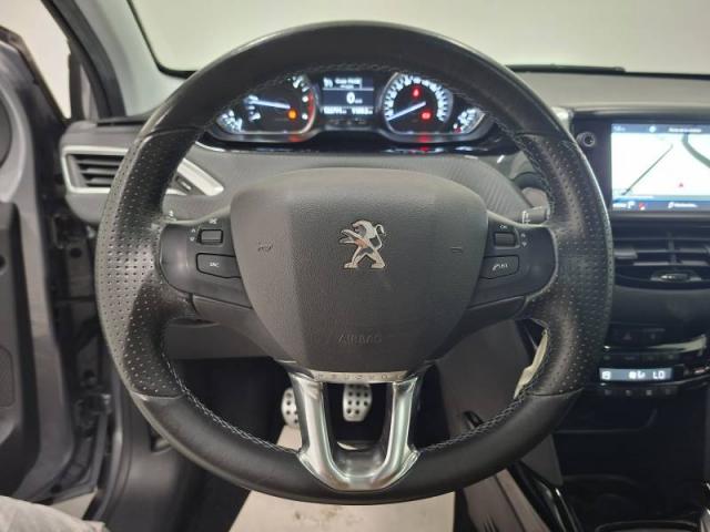 Peugeot 2008 image 1