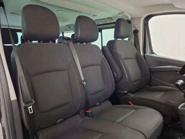 Renault Trafic image 9