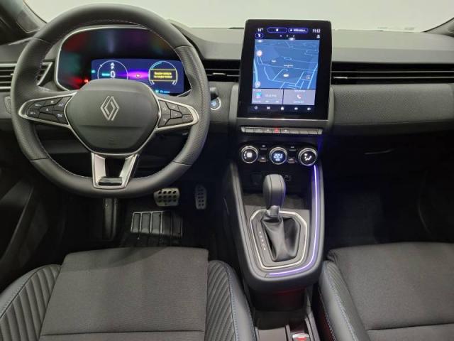 Renault Clio image 2