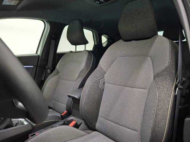 Renault Captur image 6