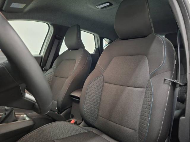 Renault Captur image 8