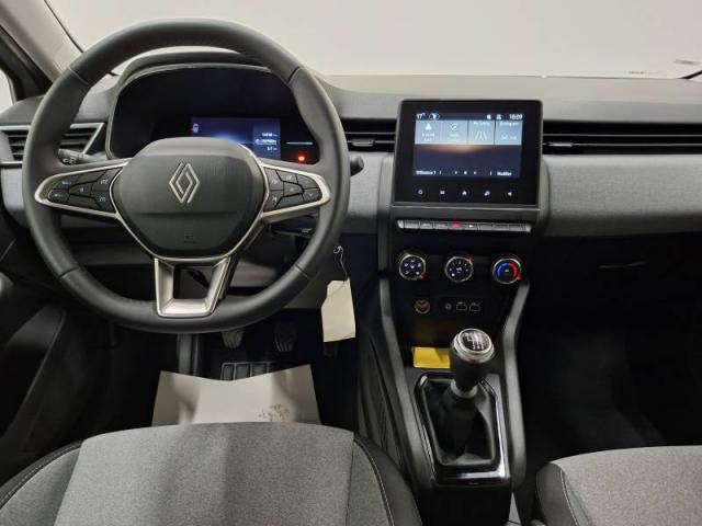 Renault Clio image 2