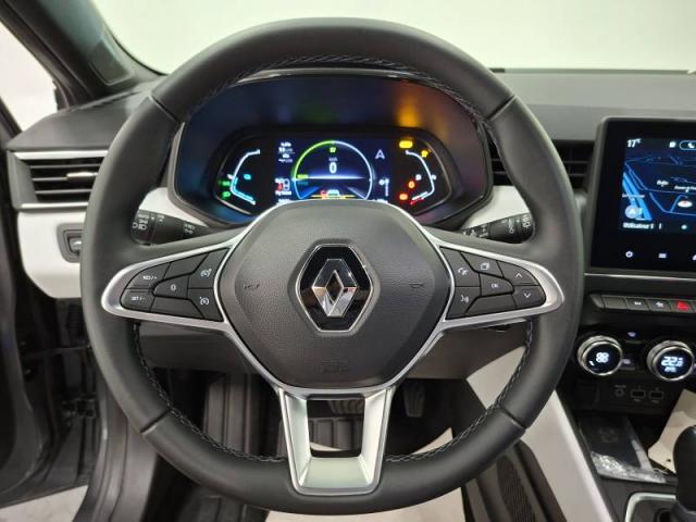 Renault Clio image 8