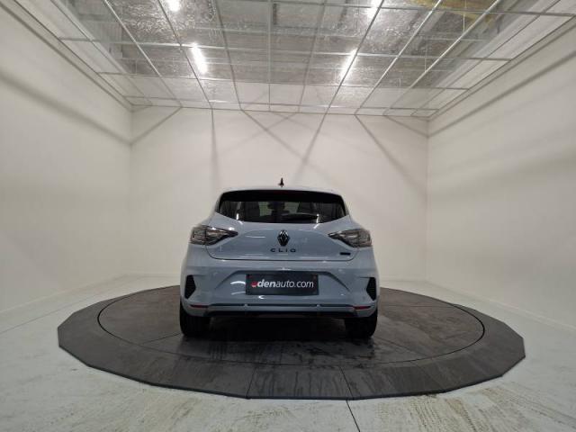 Renault Clio image 9