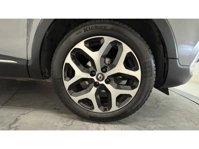 Renault Captur image 6