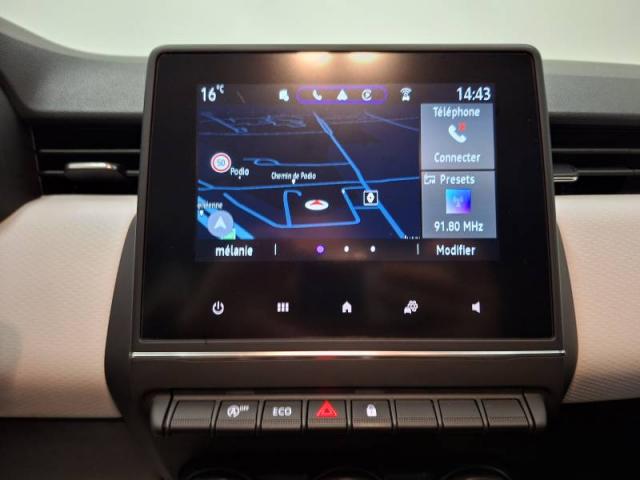 Renault Clio image 9