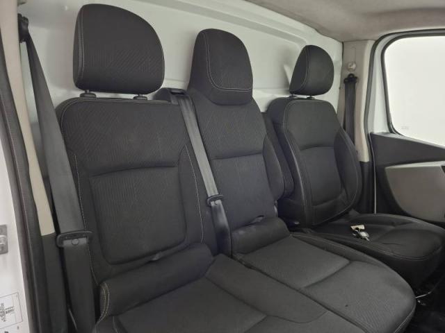 Renault Trafic image 7