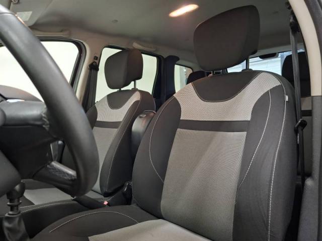 Dacia Duster image 8