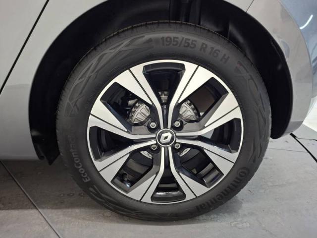 Renault Clio image 7