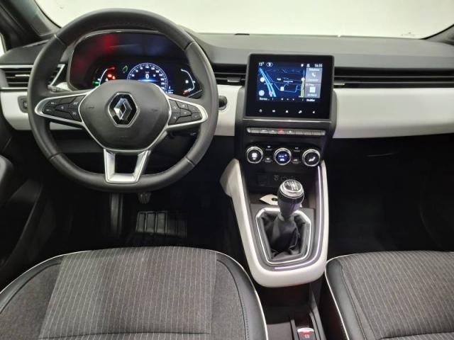 Renault Clio image 2