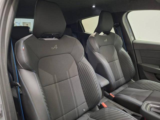 Renault Clio image 9