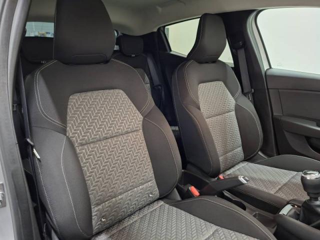 Renault Clio image 8