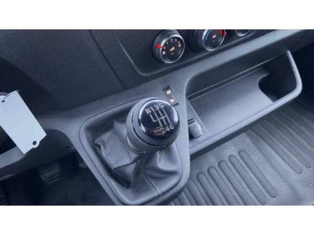 Renault Master image 3