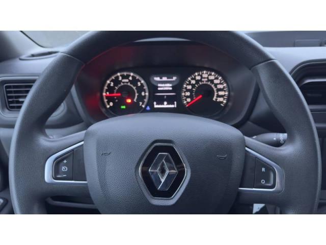 Renault Master image 9
