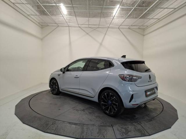 Renault Clio image 2