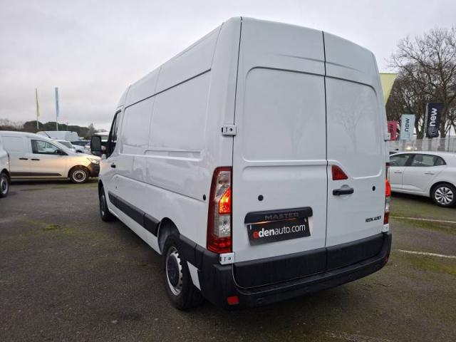 Renault Master image 1