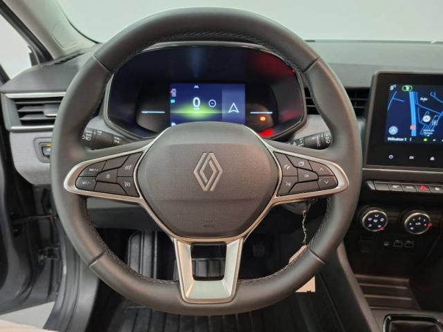 Renault Clio image 2