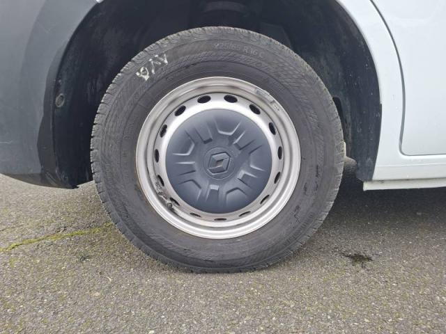 Renault Master image 9