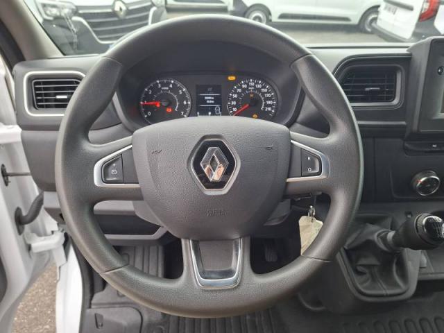 Renault Master image 7