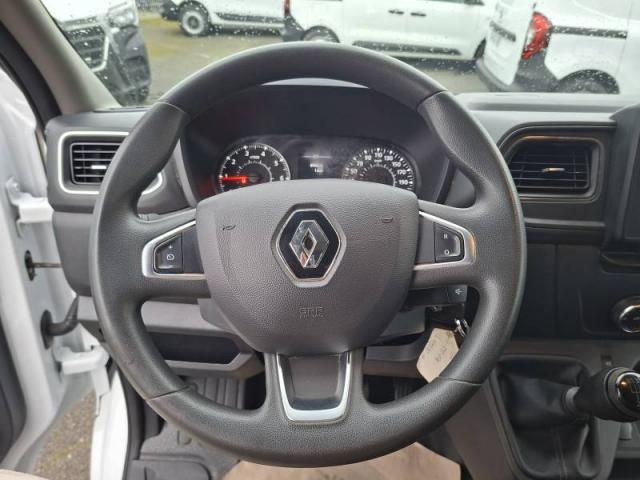 Renault Master image 7